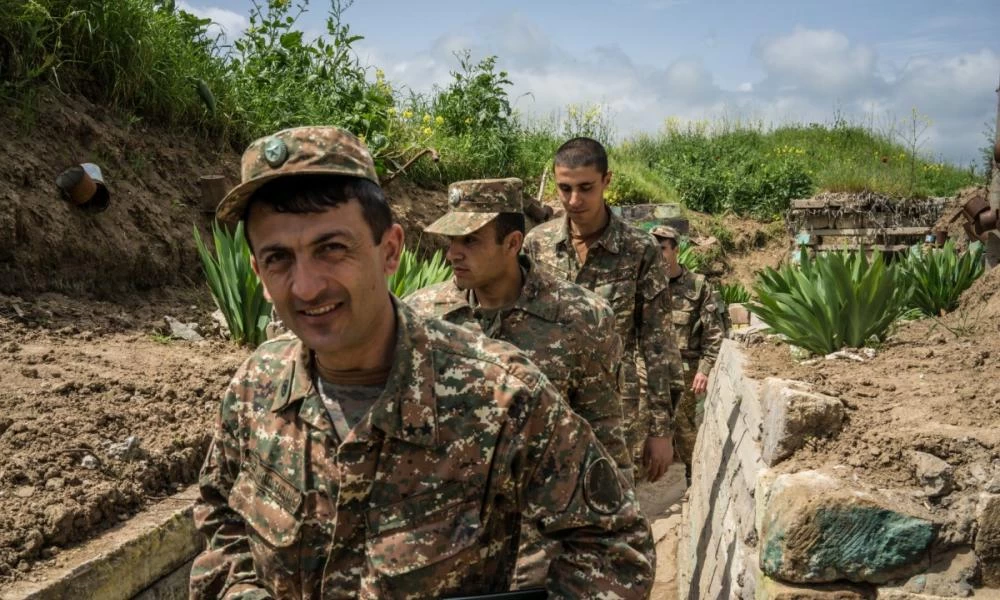 Ροχανί σε Τουρκία: Δεν θα ανεχθούμε να φέρετε τρομοκράτες στα σύνορά μας